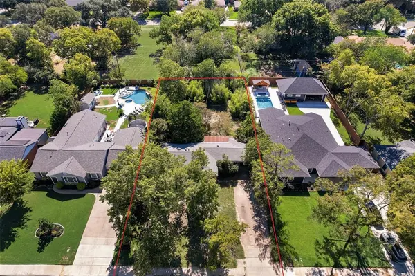 826 E Texas Street, Grapevine, TX 76051