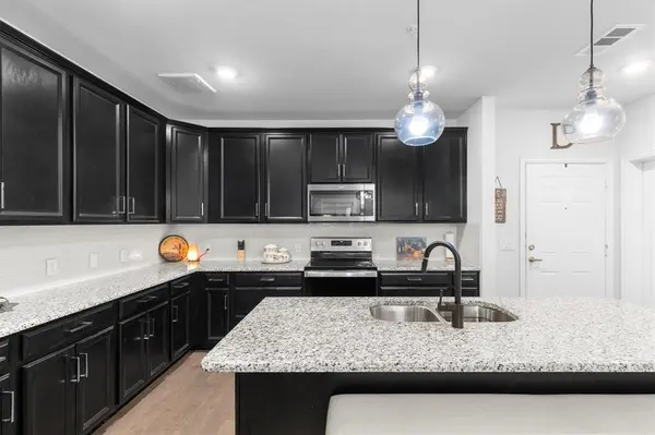 651 N Watters Road #5205, Allen, TX 75013