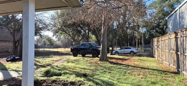 1712 Island Village Court, Granbury, TX 76048