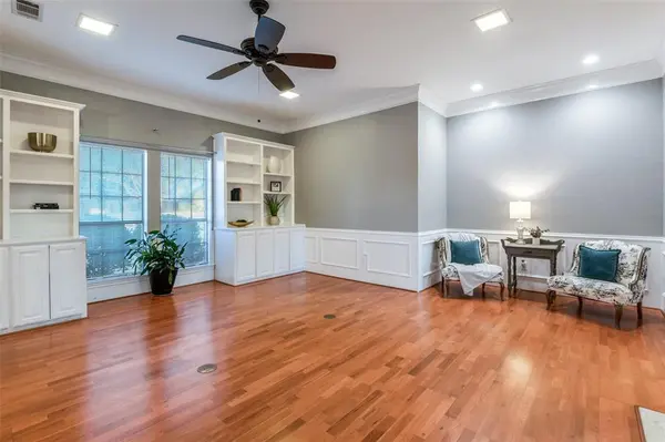 2418 Vista Glen Lane, Carrollton, TX 75007