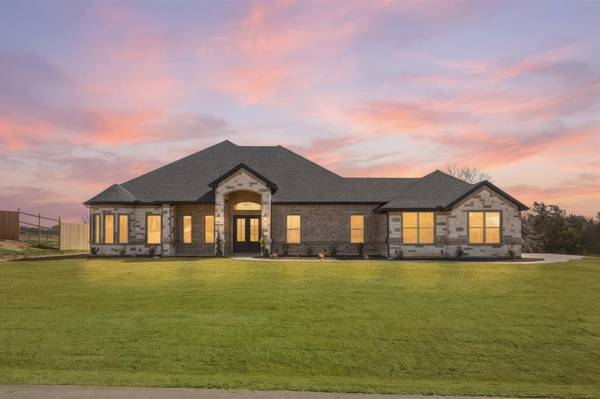 150 Briar Patch Road, Boyd, TX 76023