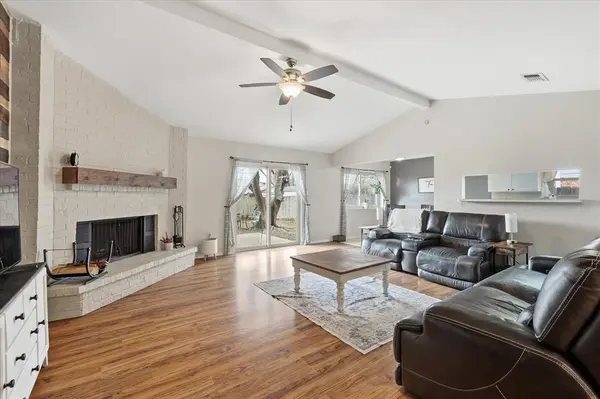 4748 Moss Rose Drive, Fort Worth, TX 76137