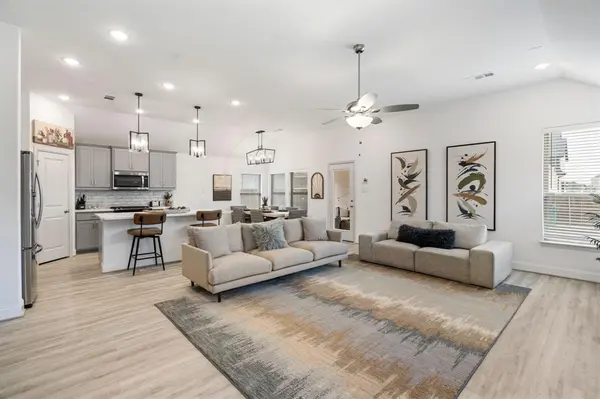 2804 Claude White Creek, Mckinney, TX 75071