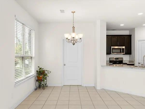 209 Emerald Creek Drive, Fort Worth, TX 76131