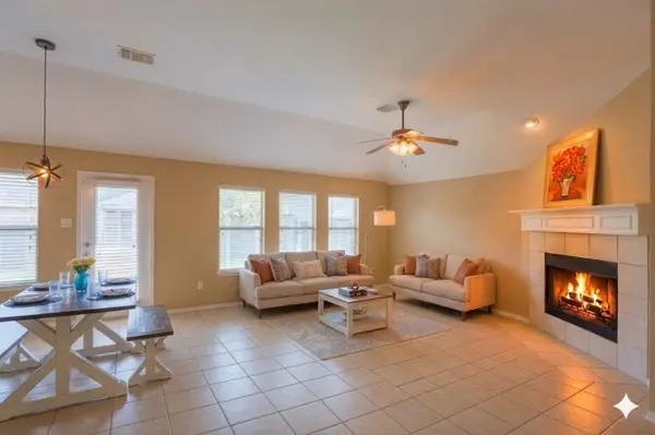 437 Sandy Creek Drive, Fort Worth, TX 76131