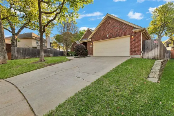 6705 Marie Weldon Court, Arlington, TX 76001