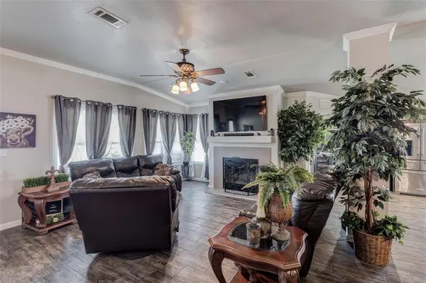 4081 Fm 2736, Campbell, TX 75422