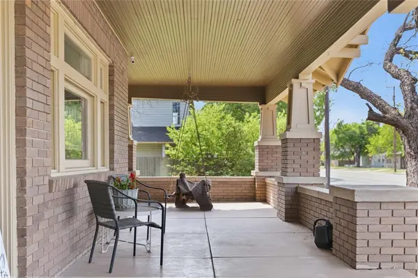 1700 Austin Avenue, Brownwood, TX 76801