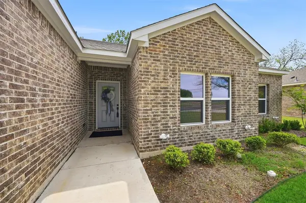 1015 Holiday, Sherman, TX 75090