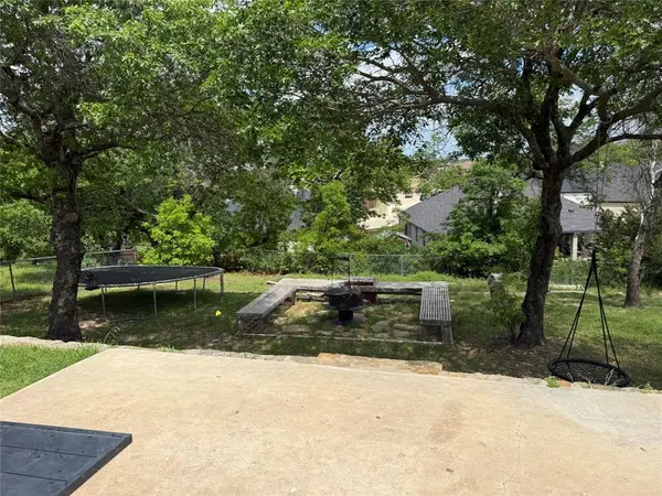 510 Ridgeway Boulevard, Weatherford, TX 76086