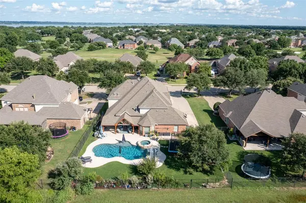 10417 Broadmoor Lane, Rowlett, TX 75089