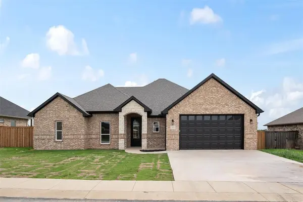 509 Limestone Circle, Mabank, TX 75147