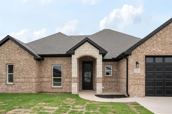 509 Limestone Circle, Mabank, TX 75147