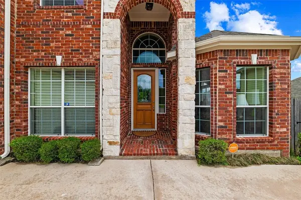 5800 Wester Way Drive, Arlington, TX 76013