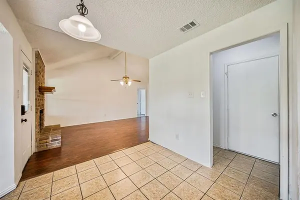 7316 E Kary Lynn Drive, Watauga, TX 76148