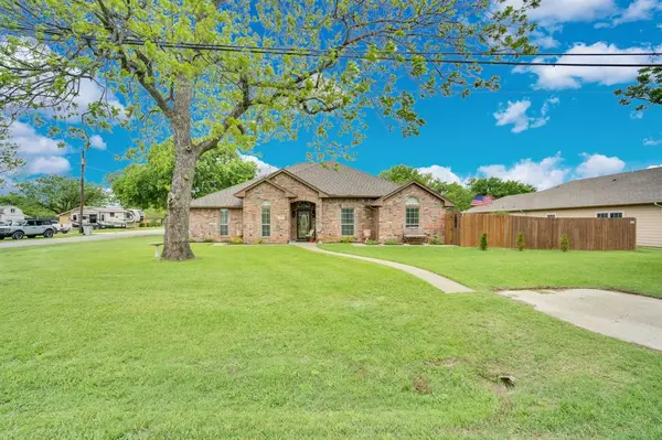 502 Main Street, Maypearl, TX 76064