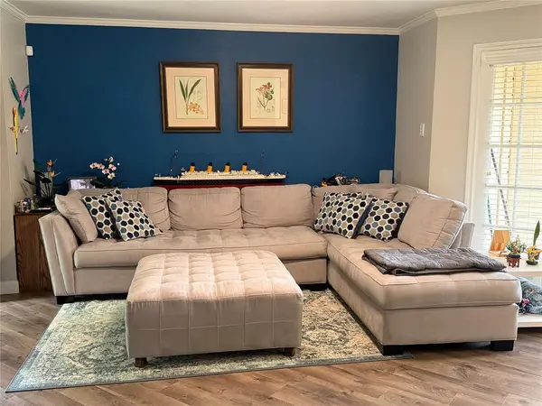 16301 Ledgemont Lane #181, Addison, TX 75001