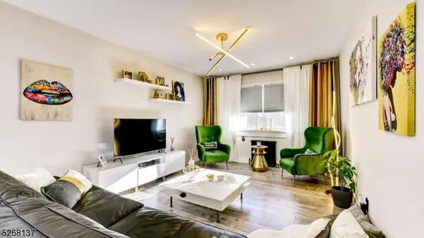 1504 W Terrace Cir #4, Teaneck Twp., NJ 07666