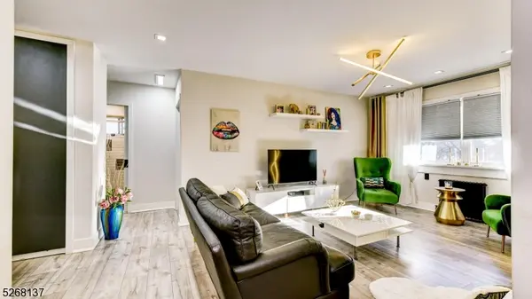 1504 W Terrace Cir #4, Teaneck Twp., NJ 07666