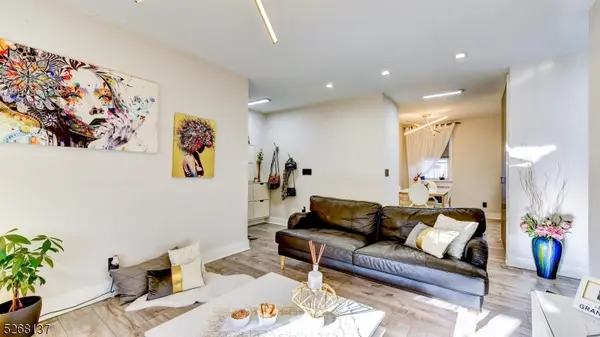 1504 W Terrace Cir #4, Teaneck Twp., NJ 07666