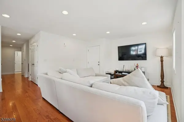 38 Centre St, Nutley Twp., NJ 07110