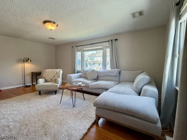 58 Yale St, Nutley Twp., NJ 07110