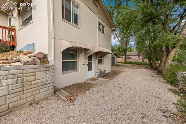546 W St Vrain ST, Colorado Springs, CO 80905