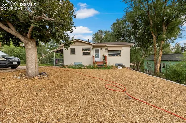 546 W St Vrain ST, Colorado Springs, CO 80905