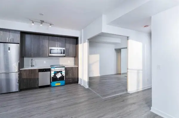 1 Cardiff RD #805, Toronto C10, ON M4P 0G2