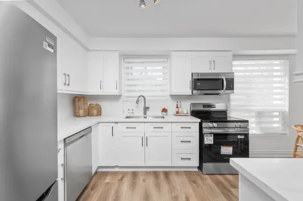 1400 Mary ST N #3, Oshawa, ON L1G 7B6