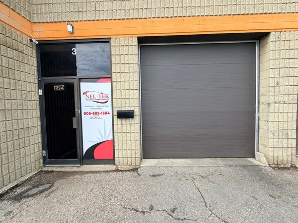 695 Finley AVE #3, Ajax, ON L1S 3T1