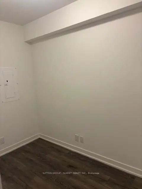 2 Manderley DR #320, Toronto E06, ON M1N 0C7