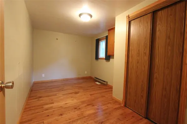 184 Riverbank DR, Georgina, ON L0E 1N0