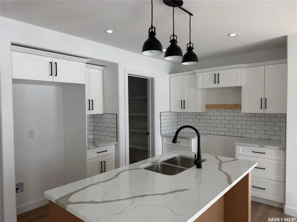 174 Doran WAY, Saskatoon, SK S7V 0Z7