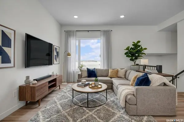 220 Veterans DRIVE, Warman, SK S0K 4S3