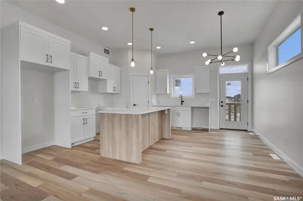 220 Veterans DRIVE, Warman, SK S0K 4S3