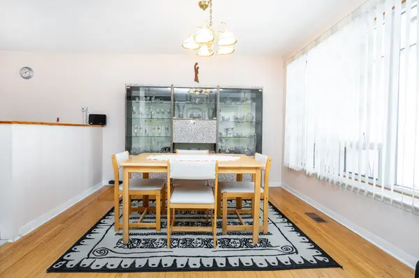 61 Ardglen DR #19, Brampton, ON L6W 1V1