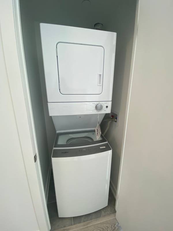 3200 Dakota Common N/A #B815, Burlington, ON L7M 2A8