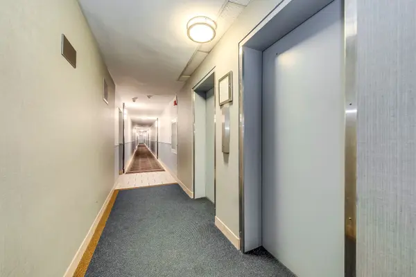 1660 Bloor ST #801, Mississauga, ON L4X 1R9