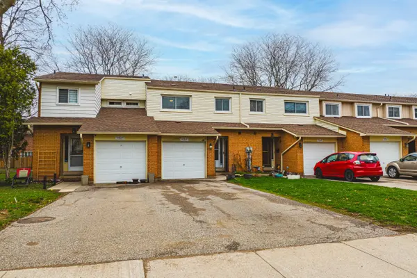 1576 Newlands CRES #60, Burlington, ON L7M 1V6