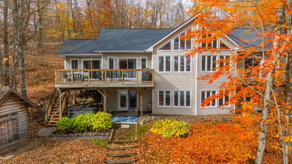 1658 Hospitality RD, Minden Hills, ON K0M 2K0