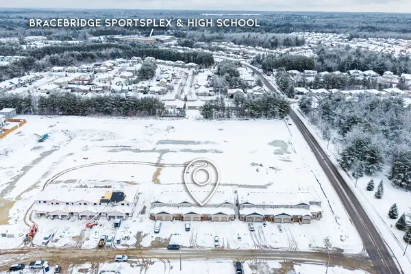 17 MCCONNELL CRES, Bracebridge, ON P1L 0N7