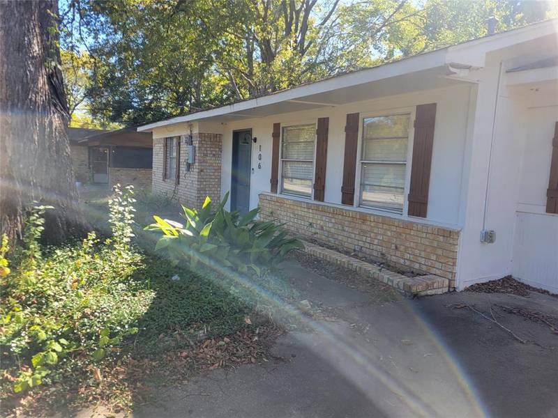 106 Allen Street, Arp, TX 75750
