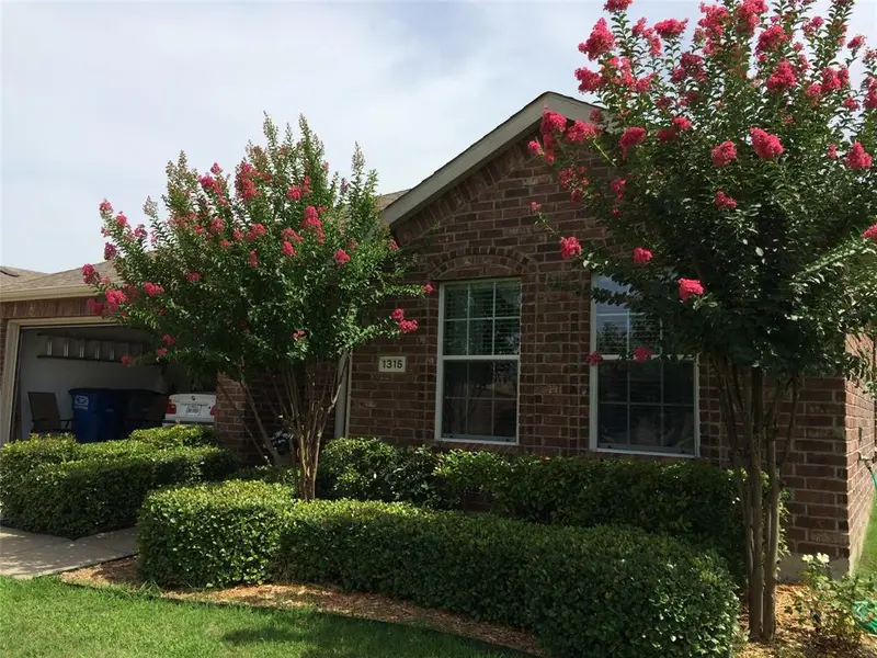 1315 Huntsville Drive, Wylie, TX 75098