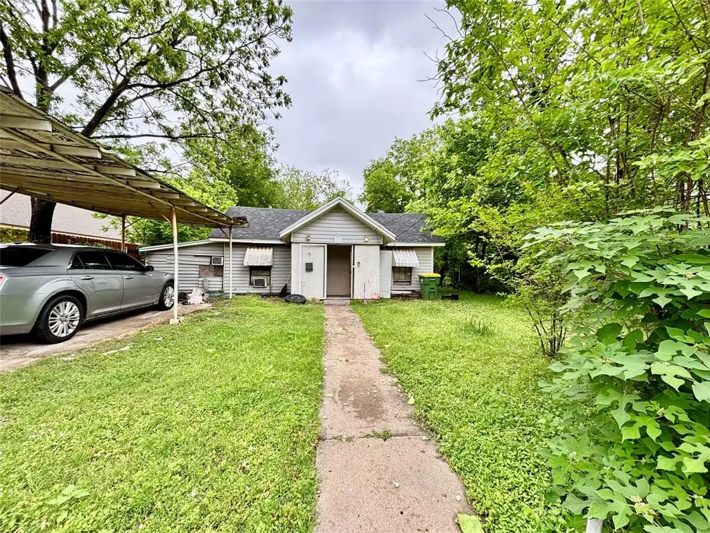 1315 Strickland Street, Bellmead, TX 76705