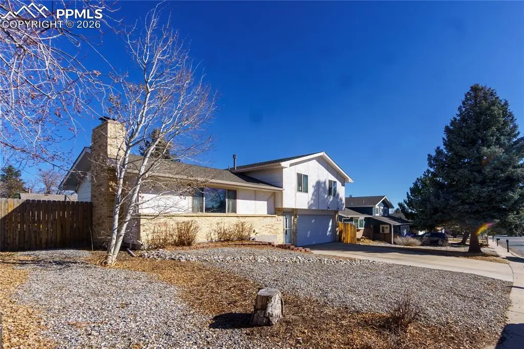 5560 Whimsical DR, Colorado Springs, CO 80917