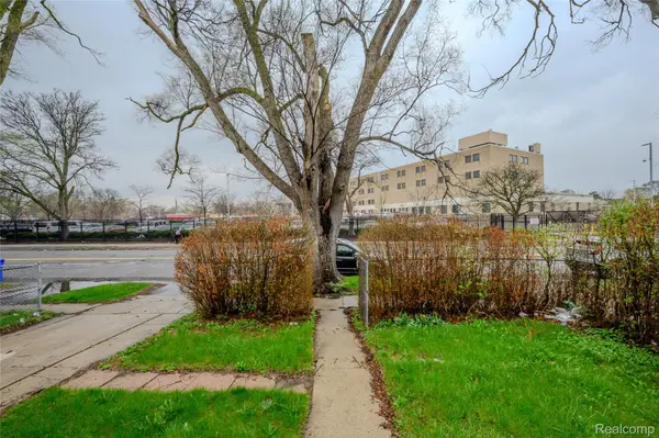 14720 E State Fair ST, Detroit, MI 48205