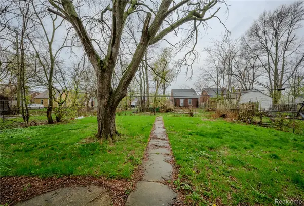 14720 E State Fair ST, Detroit, MI 48205