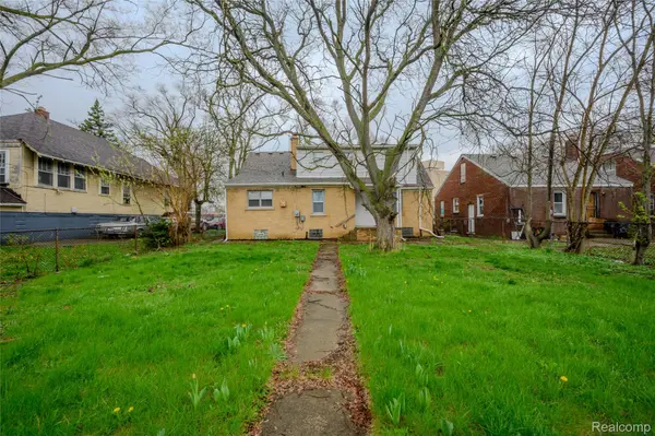 14720 E State Fair ST, Detroit, MI 48205