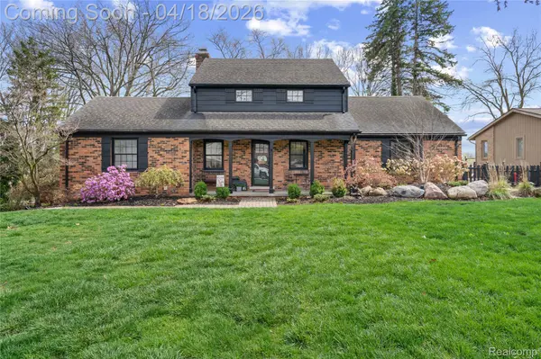 44451 Harmony LN, Van Buren Charter Township, MI 48111